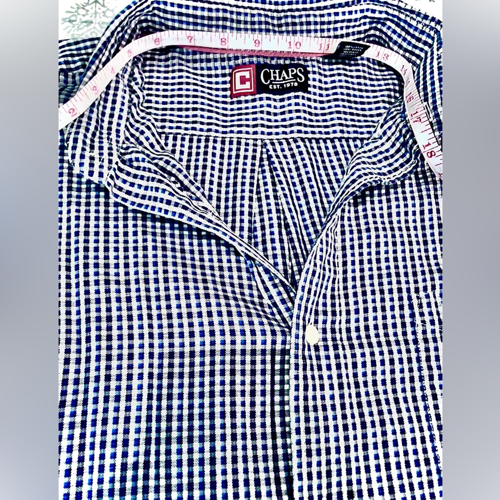 Chaps men’s button down dress shirt like new